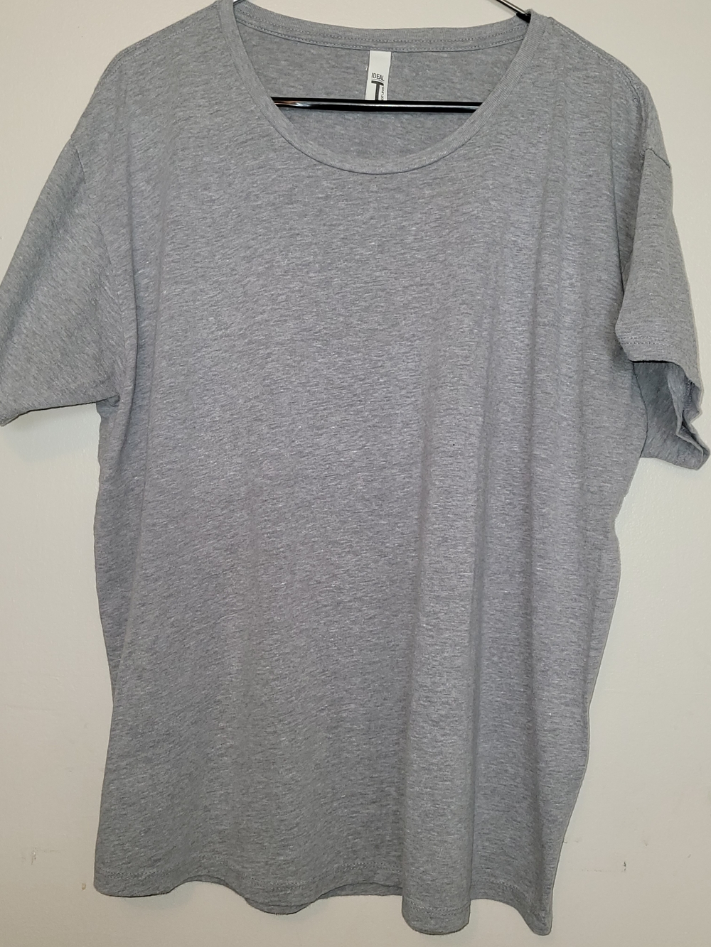 Basic Gray Crewneck T-Shirt - Unbranded